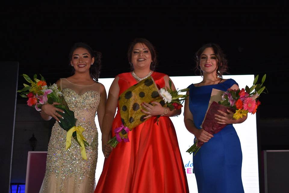 ALEXANDRA URIBE REINA DE “LA FERIA FERIA DEL GRANO Y LA CANTERA PEDRO